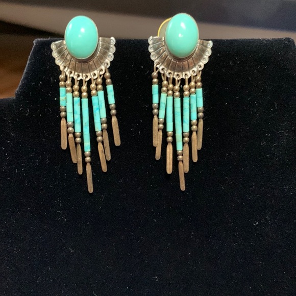 Hand Crafted Jewelry - Vintage beautiful sterling silver Native American western earrings w turquoise